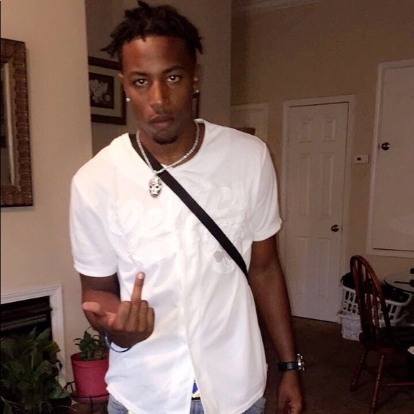 Meet your Posher, Irving - Picture 1 of 1